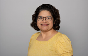 Sandra Elizondo, Teacher